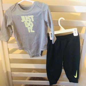 Nike long sleeve shirt and pant set.